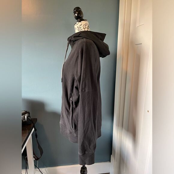 ✨Lululemon Jacket - Picture 5 of 7